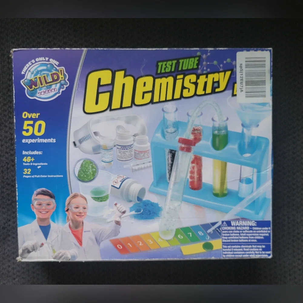 🆕 NEW! WILD! Science Test Tube Chemistry Lab 50+ Fun Experiments and Reactions - Picture 1 of 7